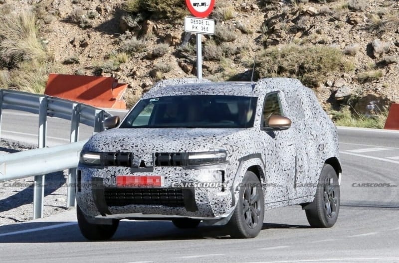 Dacia Duster foto spia 2