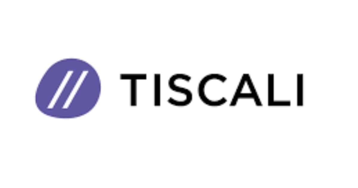 Tiscali Smart 200 offerta contro competitors 