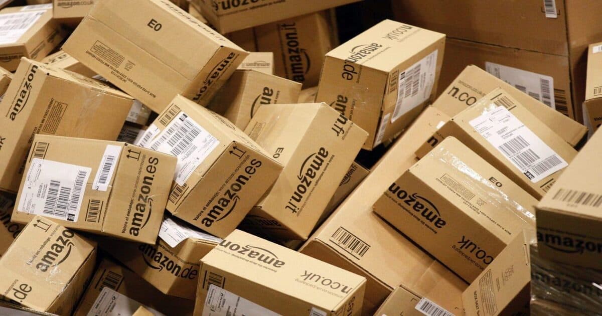 come funziona la politica di rimborso di Amazon