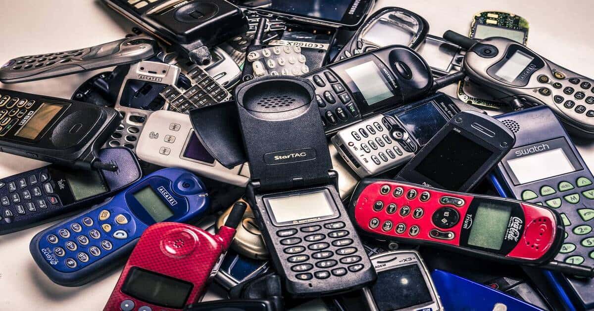 vecchi cellulari possono valere migliaia di euro