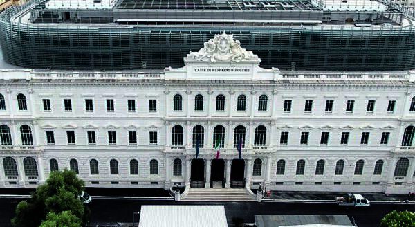 L'Intelligence Italiana in cerca di nuovi talenti: una panoramica sulle posizioni aperte e i requisiti richiesti