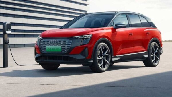 Audi Q6 e-tron nuove foto spia