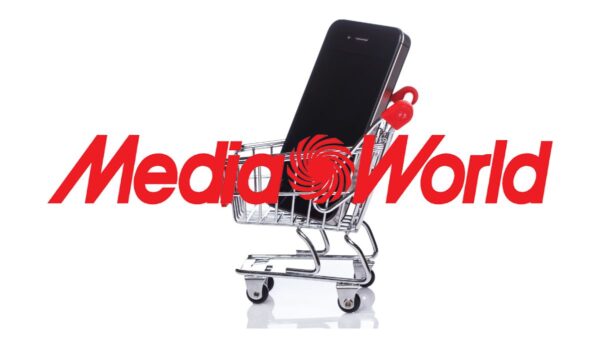 MediaWorld REGALA smartphone con OFFERTE al 50%, correte in negozio