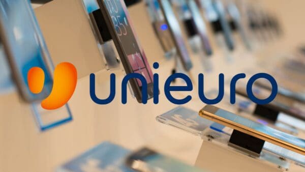 Unieuro distrugge MediaWorld: sconti al 50% ed un REGALO PAZZESCO