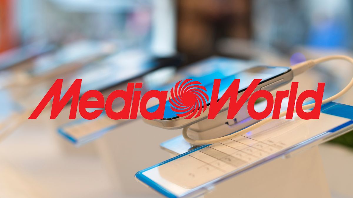 MediaWorld è pazza, PREZZI in caduta libera e smartphone scontati del 75%