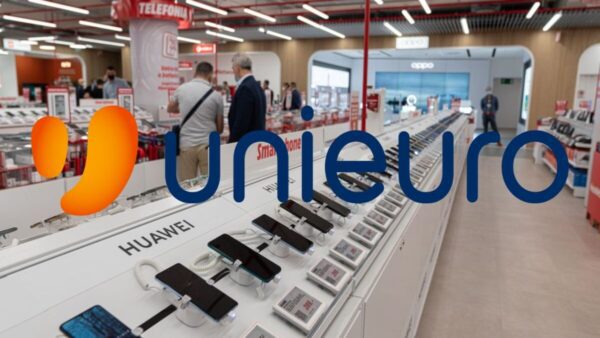 Unieuro REGALA fino a tre VOLI aerei con il nuovo volantino, gli sconti sono all'80%