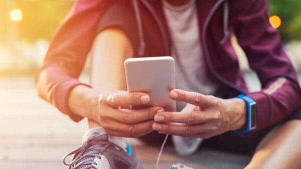 Gli effetti negativi dello smartphone durante l'allenamento