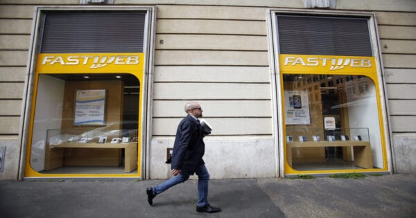 fastweb-aumenta-le-tariffe-per-la-telefonia-mobile-ecco-come-evitare-laumento-di-prezzo