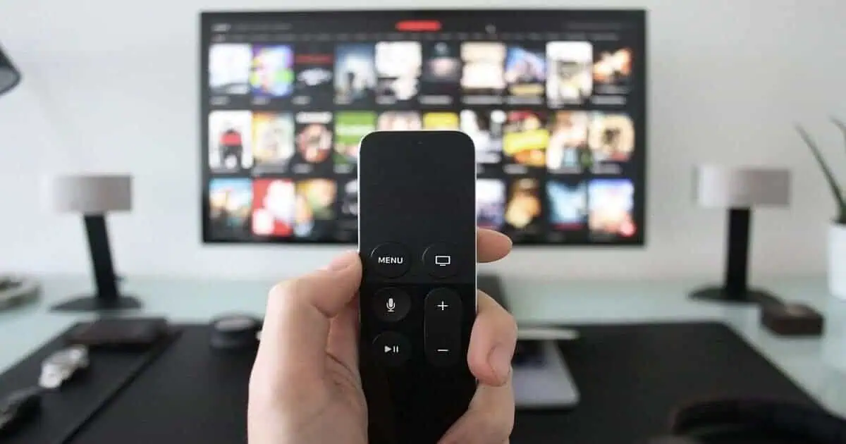 iptv-in-italia-oltre-900-000-utenti-rischiano-sanzioni-per-uso-di-servizio-iptv-illegale