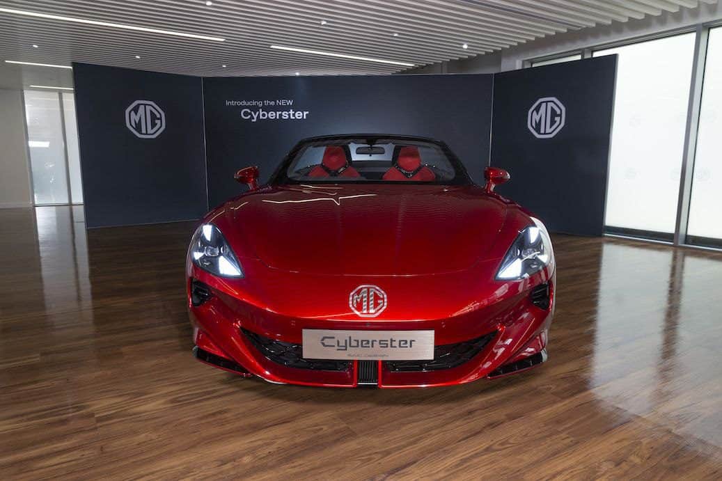 MG Cyberster, esposta per la prima volta nello showroom di Londra MG Cyberster, esposta per la prima volta nello showroom di Londra