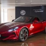 MG - caratteristiche MG Cyberster, esposta per la prima volta nello showroom di Londra