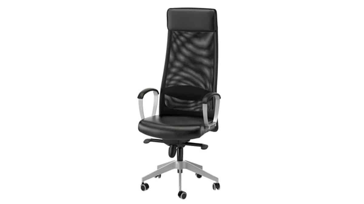 Una sedia killer di IKEA che oscura i monitor e danneggia le GPU dei PC