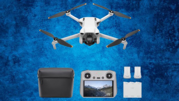DJI Mini 3 Fly More Combo in offerta su Amazon con quasi 200 euro di sconto