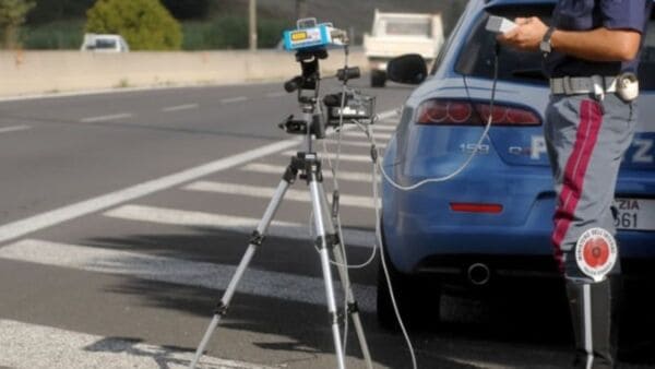 Autovelox e multe, cambiano ufficialmente le regole della strada