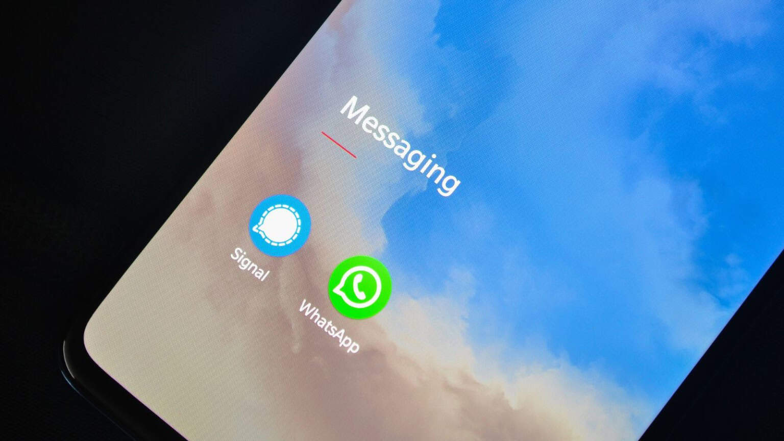 WhatsApp è assurda, nascosto un trucco che migliora la privacy