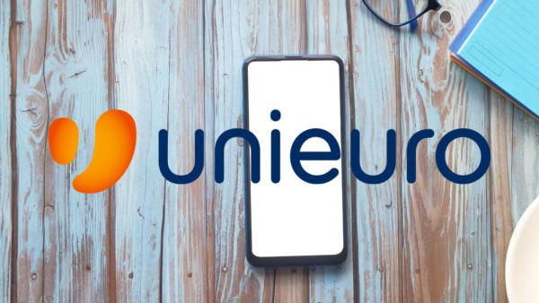 Unieuro impazzisce, solo oggi regala offerte all'85% di sconto
