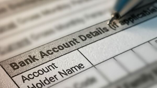 Conti correnti svuotati, ecco come fanno a rubare tutto dalla banca