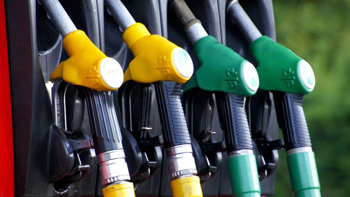 Benzina e Diesel, il prezzo torna a salire, ecco quanto costa oggi
