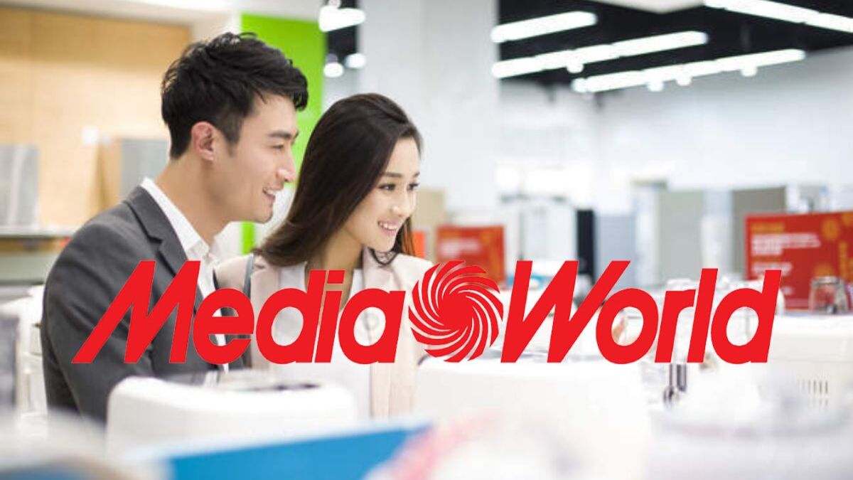 MediaWorld è pazza, smartphone e tecnologia all'80% nel volantino