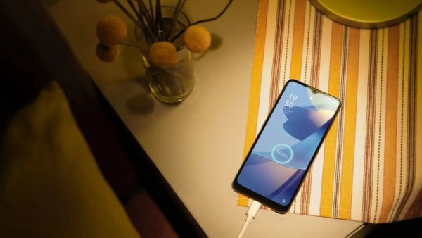 OPPO A54S