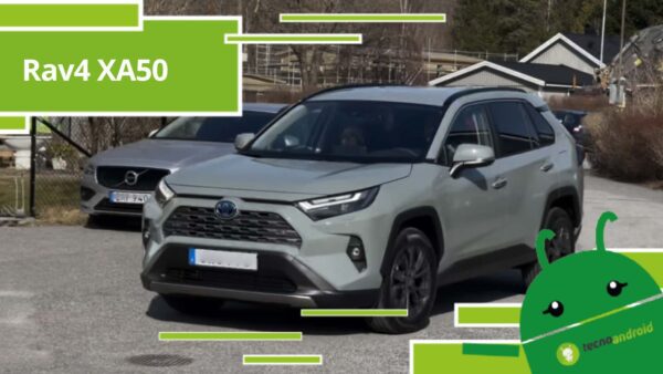 Rav4 XA50, il SUV Toyota che tutti sognano è arrivato sul mercato ma ha un prezzo folle