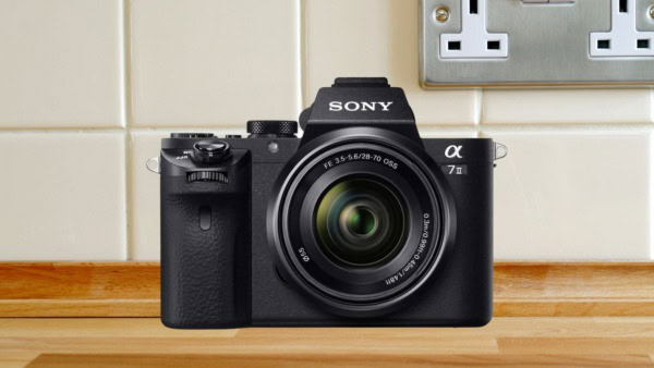 Sony Alpha 7 MK2, la mirrorless è scontata di quasi 600€ solo oggi su AMAZON