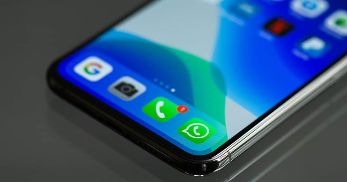 whatsapp WhatsApp annienta Telegram, questo trucco segreto è IMBATTIBILE