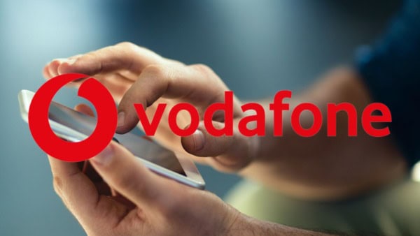 Vodafone batte Iliad con due offerte, ecco 200 giga al mese