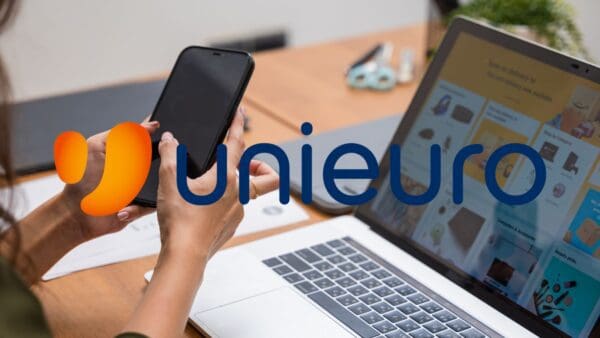 Unieuro, volantino PAZZO con prodotti in REGALO gratis