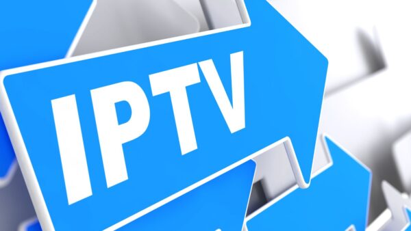 IPTV illegale, cosa si rischia e cosa cambia con Sky e DAZN GRATIS