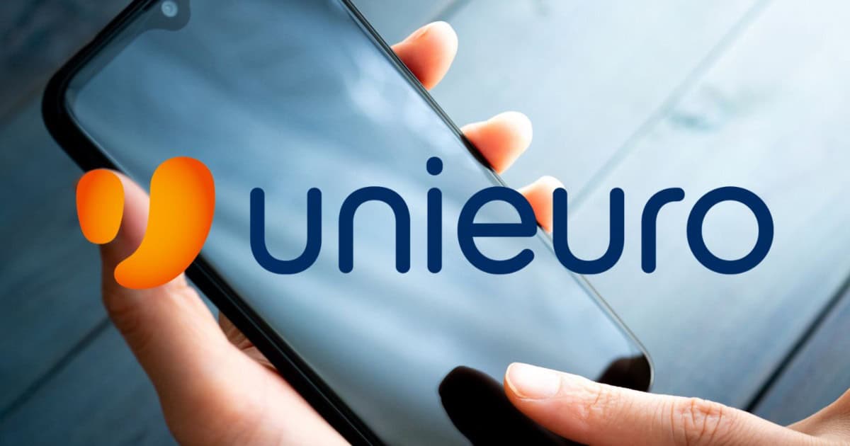 unieuro Unieuro impazzisce con smartphone in REGALO e offerte al 90%