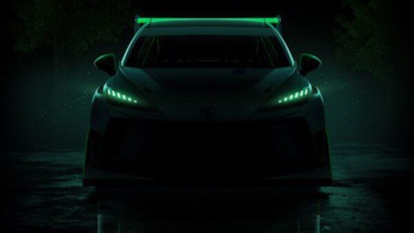 MG EX4 - un concept unico verrà presentato a Goodwood