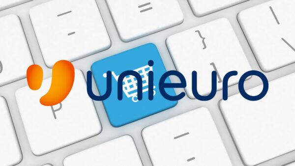 Unieuro è PAZZA, gratis solo oggi smartphone e sconti al 50%