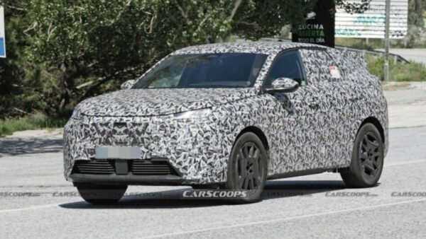 Peugeot 3008 foto nuove