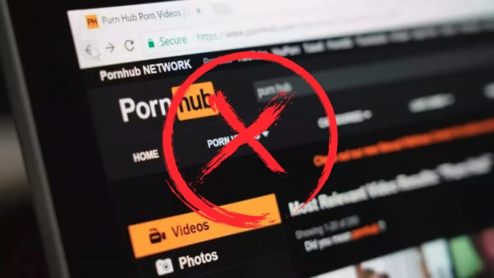 Pornhub, problemi con la privacy degli utenti secondo il Garante