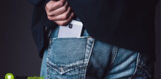 Smartphone in tasca