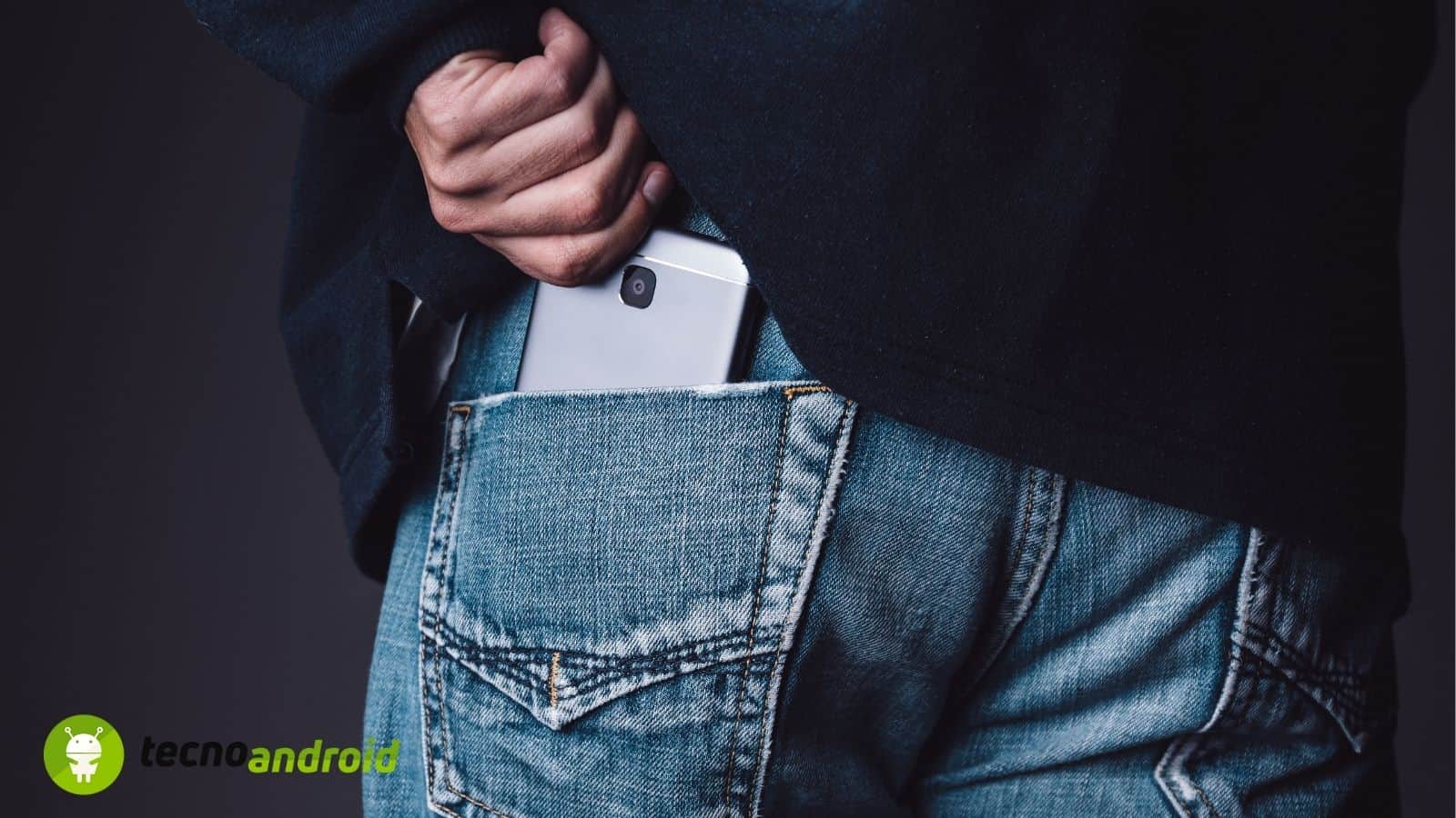 Mettere lo Smartphone in tasca può causare infertilità: ecco perché