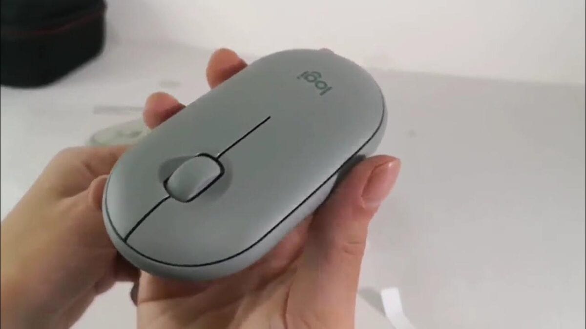 Logitech Pebble Mouse wireless