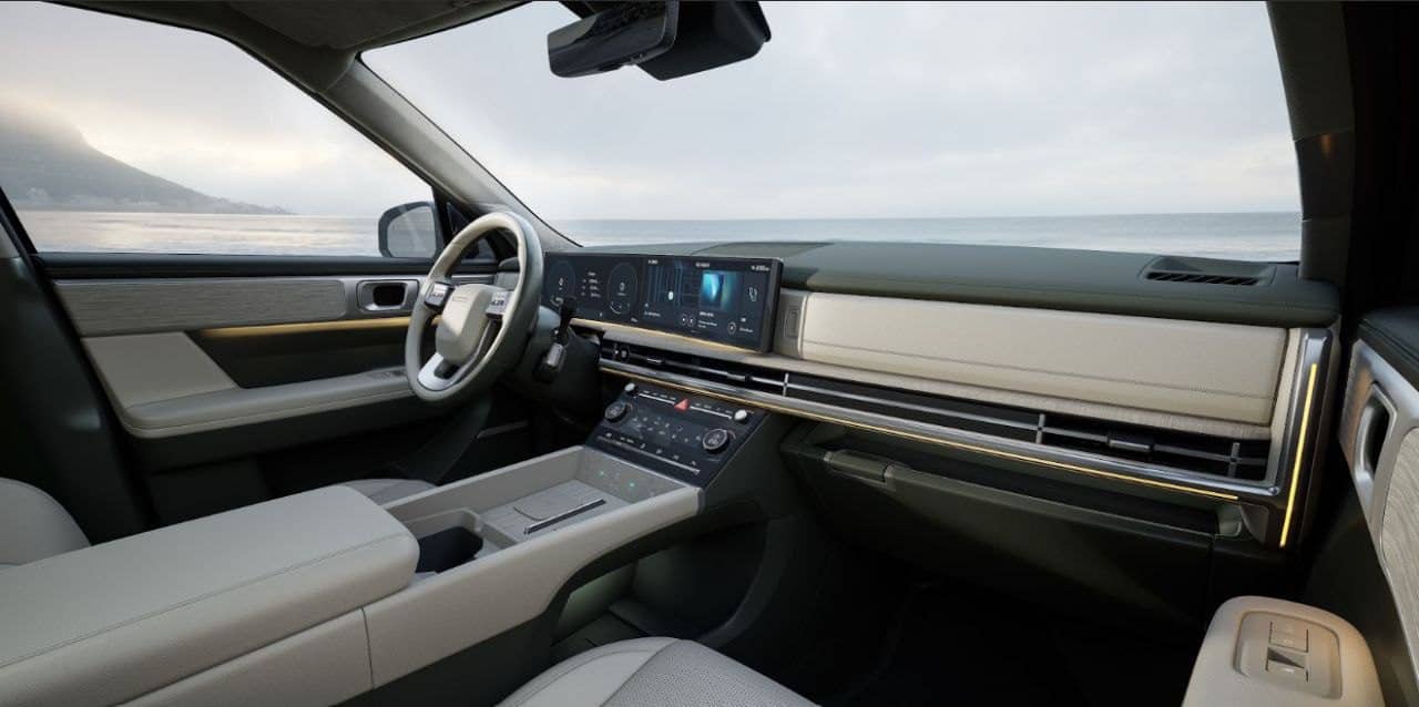 Hyundai ufficializza la Nuova Santa FE con spazi ampi e design moderno