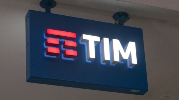 tim-revolution-sconti-e-vantaggi-nelle-offerte-estive-con-la-potenza-del-5g