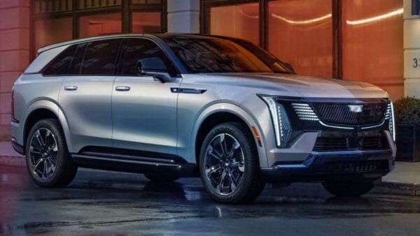 Nuova Cadillac Escalade IQ