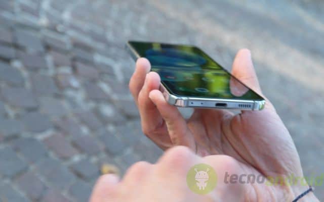 Samsung Galaxy Z Flip 5 Samsung Galaxy Z Flip 5