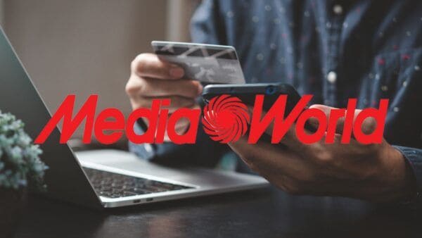 MediaWorld è impazzita, smartphone in OFFERTA quasi GRATIS nel volantino