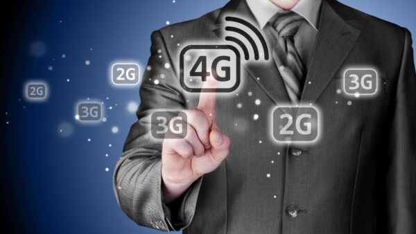 4G pericoloso, così vi rubano DATI e DENARO dal conto corrente