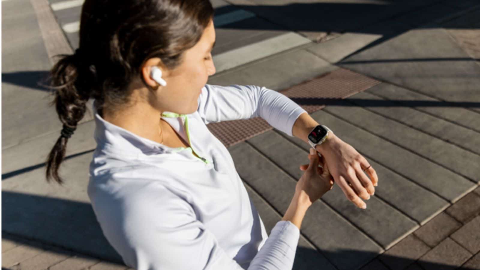 Amazfit Cheetah Square è ufficiale, smartwatch per le persone attive