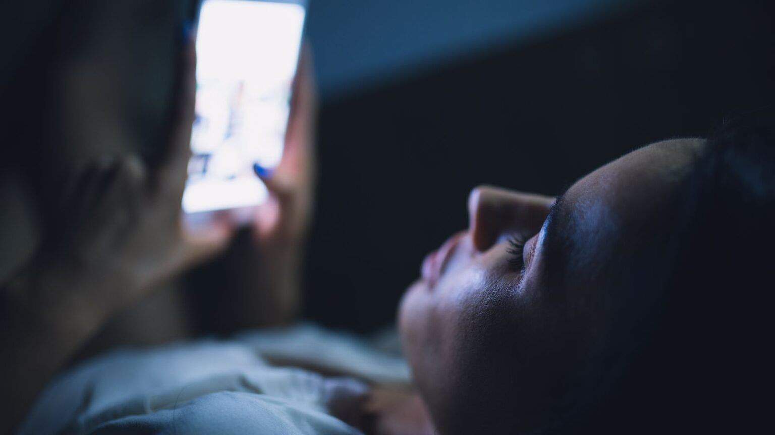 Smartphone, le radiazioni sono PERICOLOSE, ecco i modelli da EVITARE