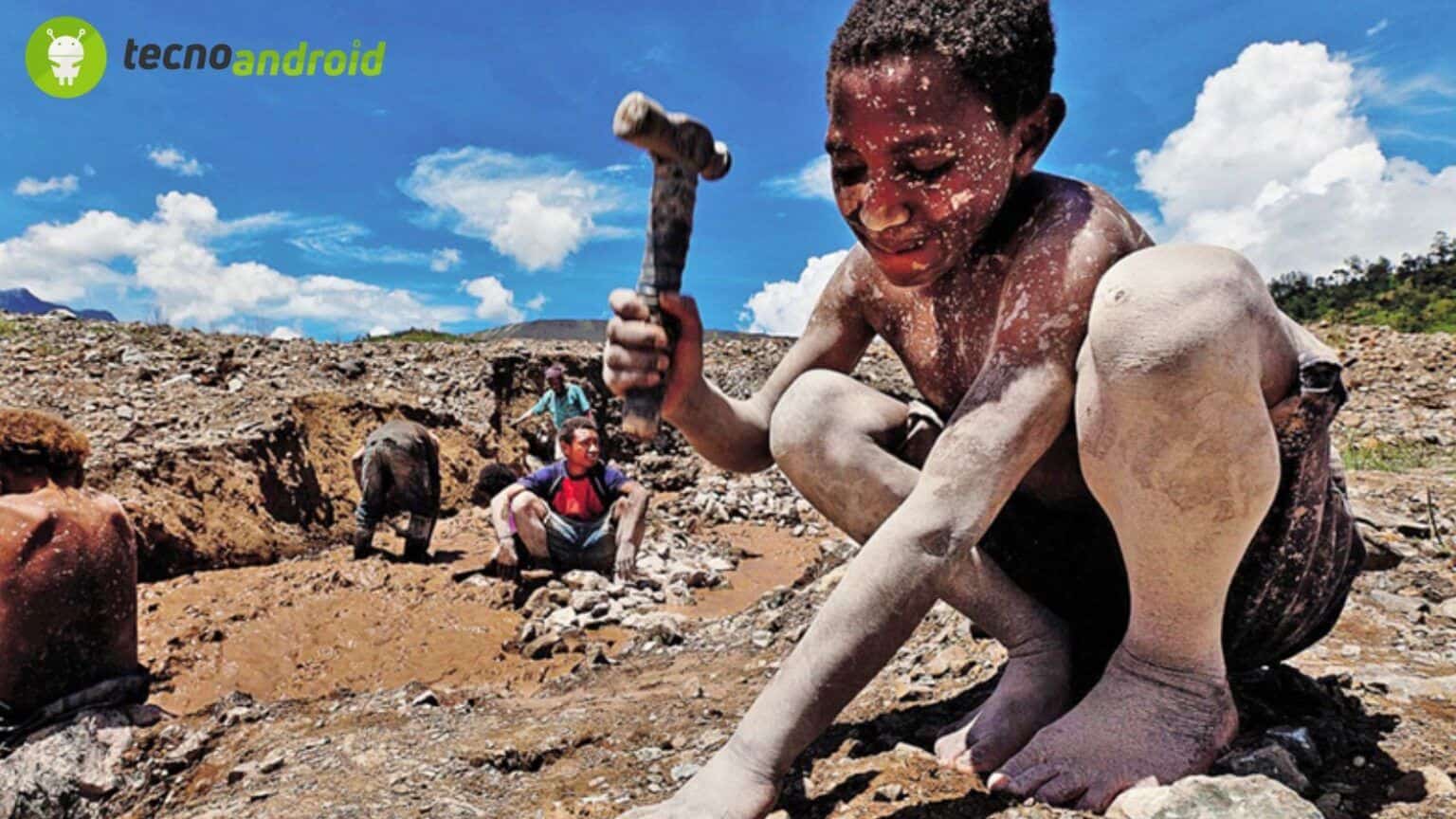 schiavitù per il coltan smartphone