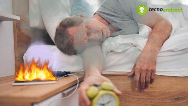Caricare il telefono tutta la notte a fuoco