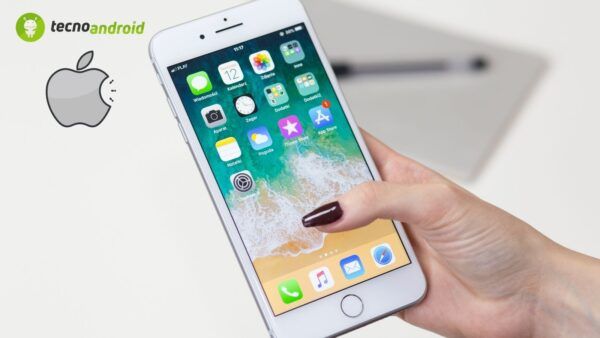 iPhone Fold Trucco nastro e app samsung