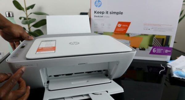 HP DeskJet 2720e